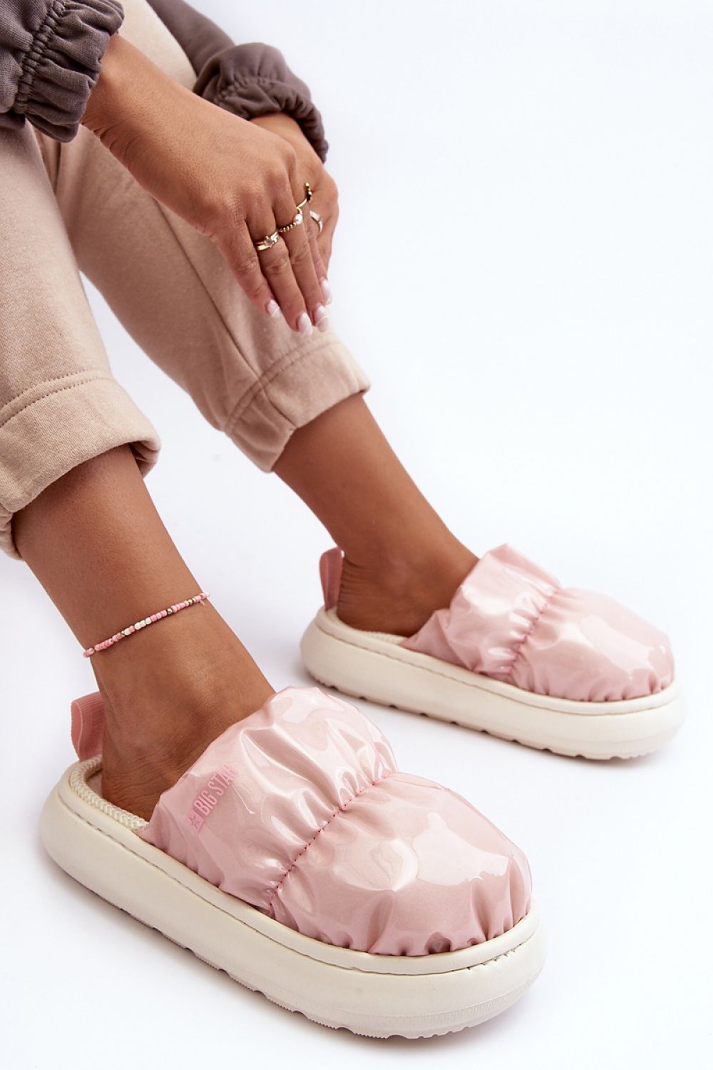 Slippers model 188673